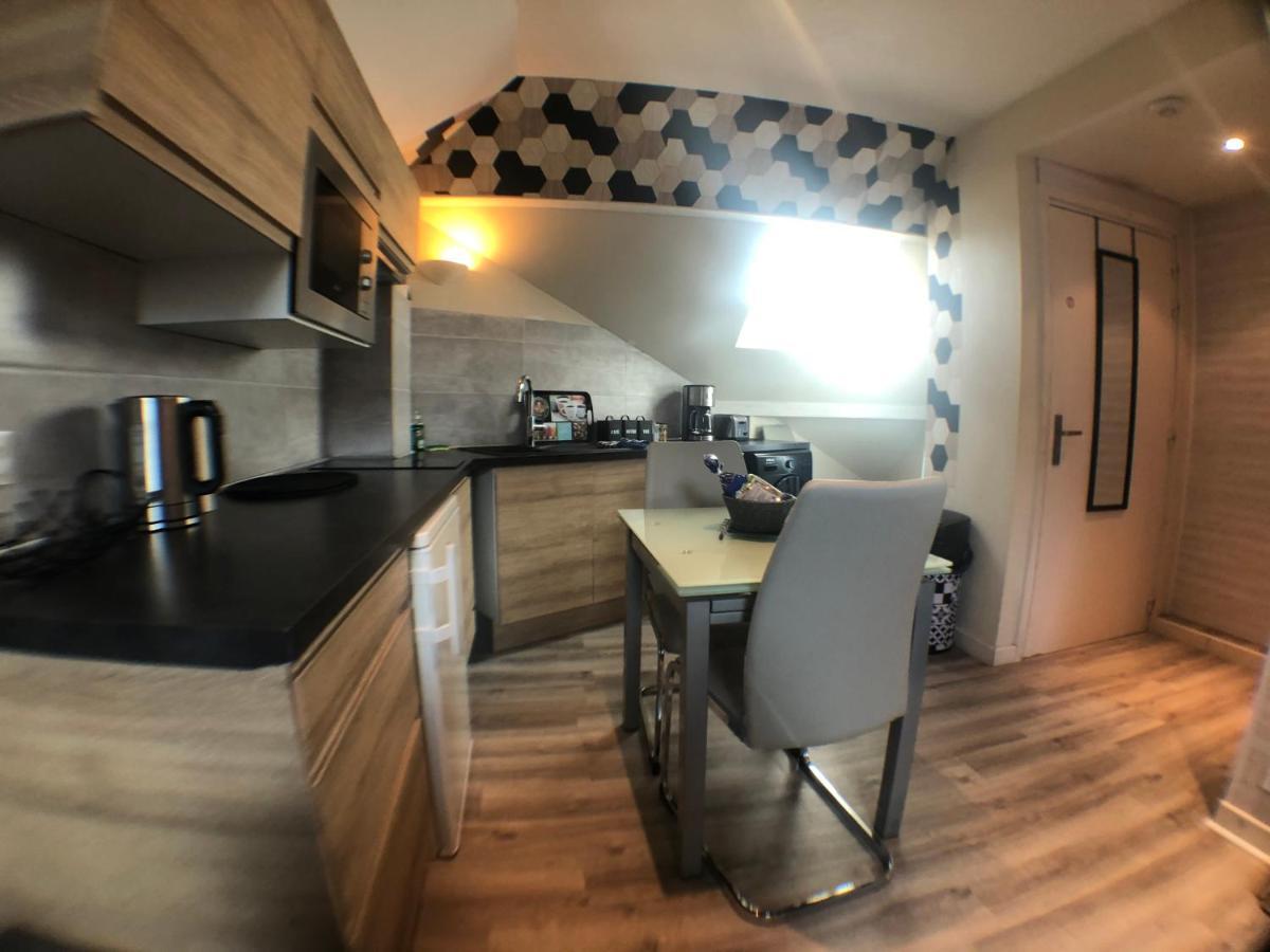 Au Bord Du Lac D'Annecy, Logement Type Loft, Dans Residence Avec Plage Et Ponton Privee ดูแอ็งต์ ภายนอก รูปภาพ