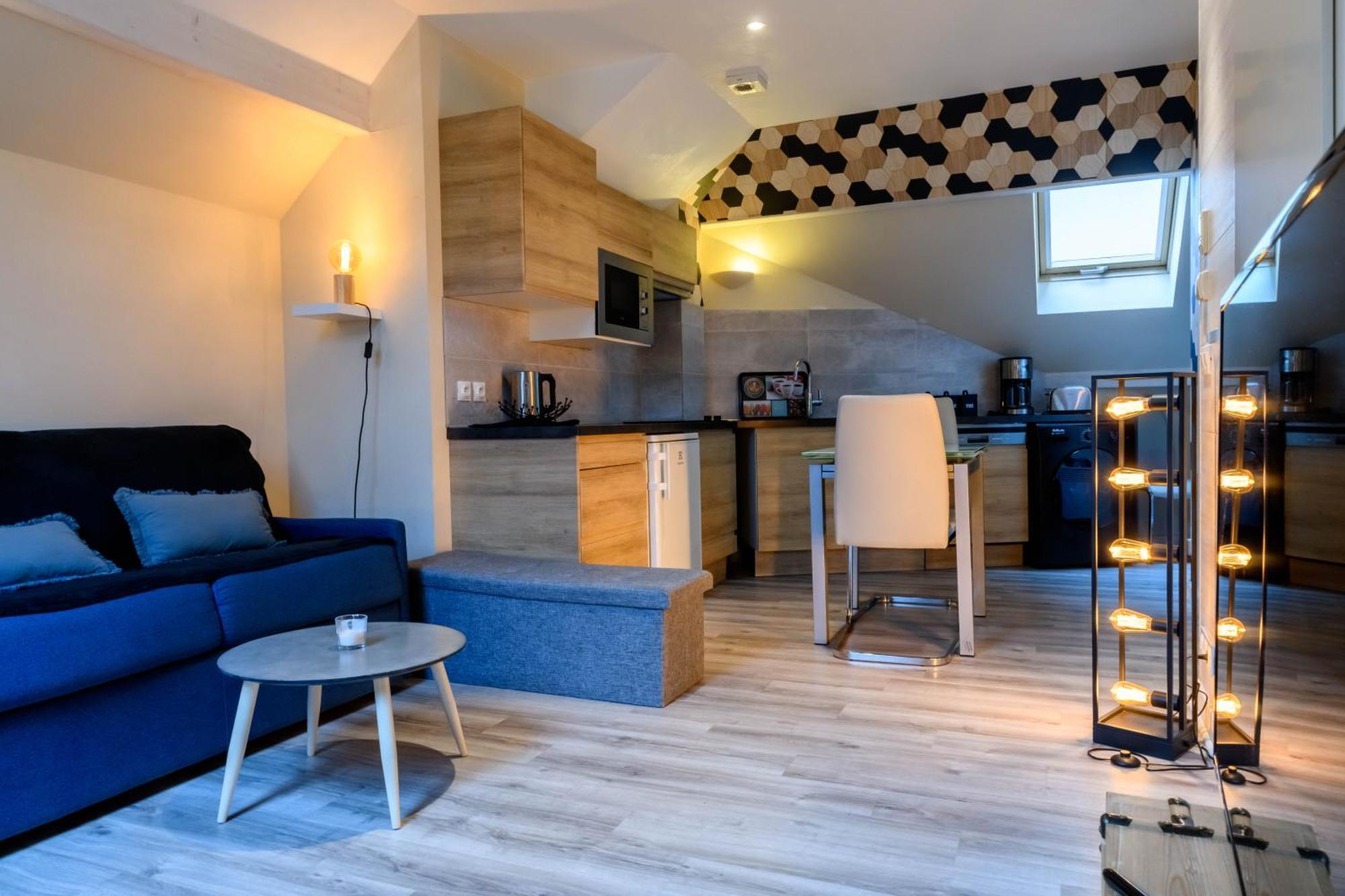 Au Bord Du Lac D'Annecy, Logement Type Loft, Dans Residence Avec Plage Et Ponton Privee ดูแอ็งต์ ภายนอก รูปภาพ