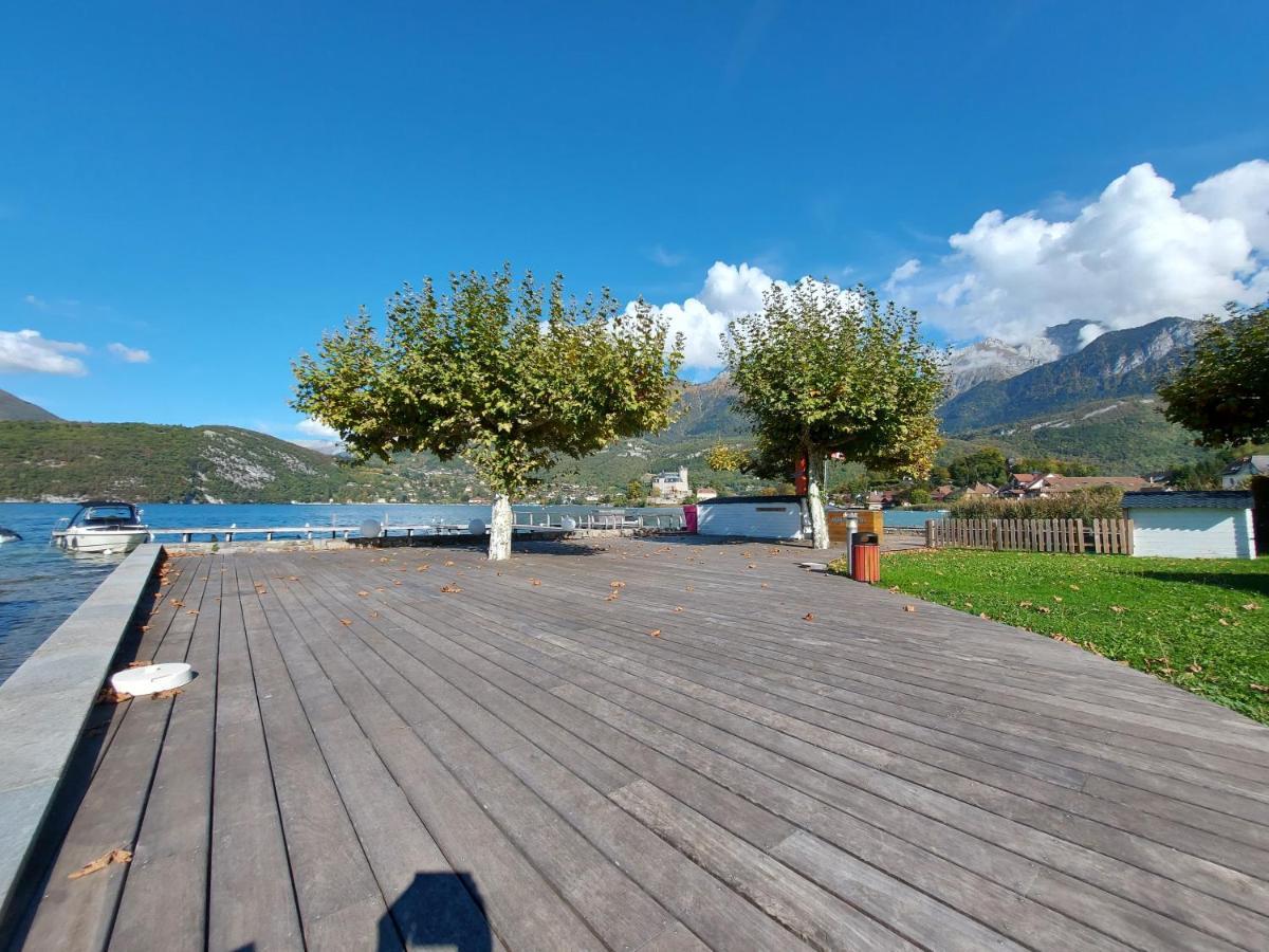 Au Bord Du Lac D'Annecy, Logement Type Loft, Dans Residence Avec Plage Et Ponton Privee ดูแอ็งต์ ภายนอก รูปภาพ